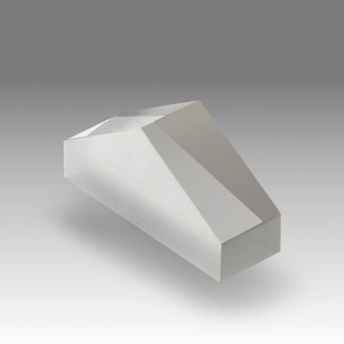 Hranoly pro změnu směru paprsků - D 702