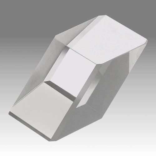 Hranoly pro změnu směru paprsků - D 703