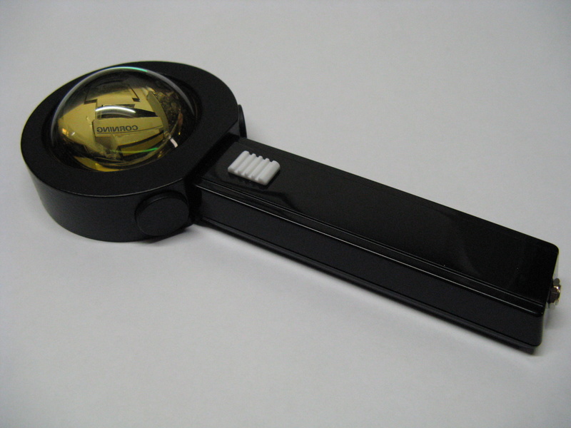 Lupa čtenářská s kovovou objímkou a s LED čipovým osvětlením - LCH 7501-A5,5K/LED - D154