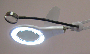 Lupa stojánková s kruhovým LED osvětlením - LTD 120 LED/A55KT - D 416A 